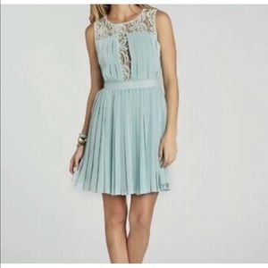 BCBGeneration cocktail dress size 4